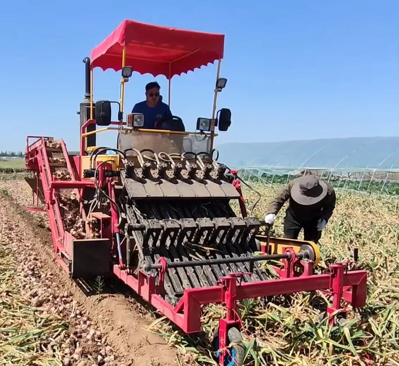 Potato Harvester Machine Agricultural Potato Harvester For Mini Tractor Hand Tractor Peanuts Garlic Onions Carrots Harvester