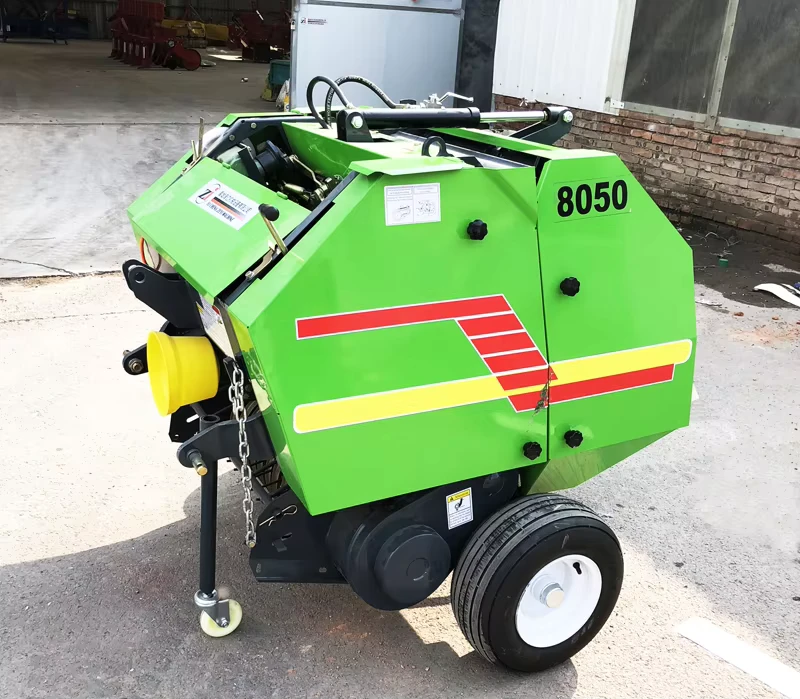 Straw Crushing and Baling Machine Traction Type Crushing Picking up and Baling Integrated Machine